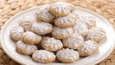 روشتة طبية قبل تناول الكعك والرنجة في عيد الفطر المبارك 