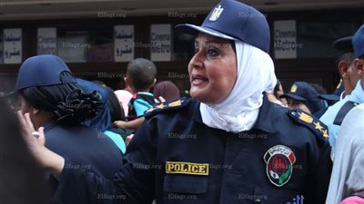 شرطة نسائية بشوارع وسط البلد والدقي لمكافحة التحرش (صور)