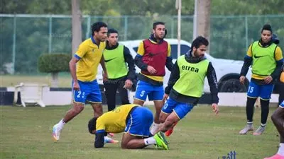 الإسماعيلي يخصم  25% من مستحقات 