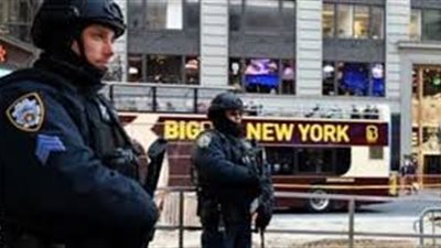 لحظة مقتل 4 ضباط أمريكيين أثناء مسيرة احتجاجية في دالاس (فيديو)