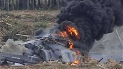 مقتل وإصابة 6 أشخاص في تحطم مروحية عسكرية بإندونيسيا