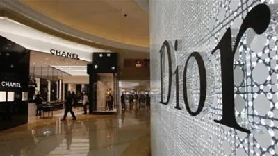 دار أزياء كريستيان ديور تعين تشيوري مديرة للتصميمات