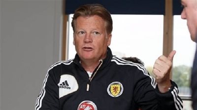 المدير الفني السابق للإسماعيلي يسخر من الأهلي قبل القمة