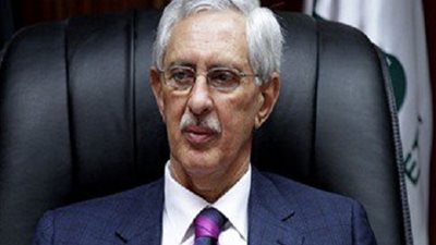 سر نقل قاضي مصرية تيران وصنافير من منصبه