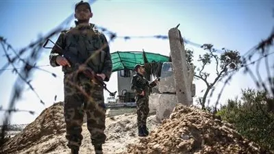 أمن حماس يعتقل شاباً حاول التسلل من غزة لمصر