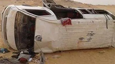 إصابة 14 شخصا في حادث انقلاب ميكروباص شرق الإسماعيلية 