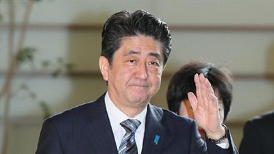 الحزب الحاكم باليابان يحقق فوزًا ساحقًا في انتخابات 