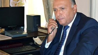 وزير الخارجية يجرى اتصالاً بالرئيس الفلسطيني محمود عباس 