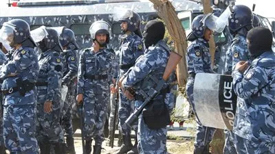 أجهزة الأمن الكويتية تخلي مطعمًا مشهورًا من رواده