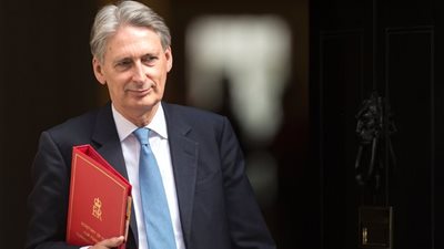 هاموند: عملية الخروج من الاتحاد الأوروبي قد تستغرق 6 أعوام