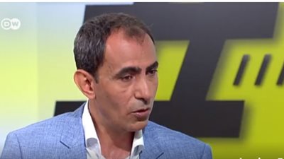 يسري فودة عن متظاهري تيران وصنافير: 