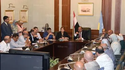 محافظ الإسكندرية: الأبنية المخالفة والزيادة السكنية سبب تفاقم القمامة (صور)