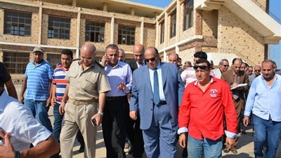 محافظ الدقهلية يحيل مسئولي الاشغالات بشربين للشئون القانونية 