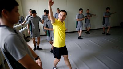 هكذا يتم تخفيف توتر جنود الحدود الأكثر تحصينا في العالم