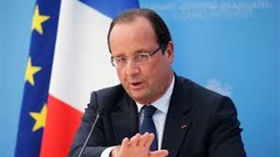 أولاند يعقد اجتماعًا لمجلس الأمن والدفاع لبحث تطورات اعتداء نيس