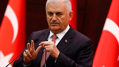 حاكم اسطنبول: محاولة الانقلاب تمت السيطرة عليها 