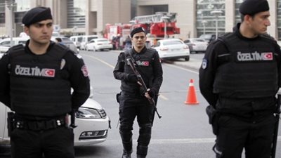 عاجل.. قوات الأمن التركي تعتقل قضاة في المحكمة الإدارية 