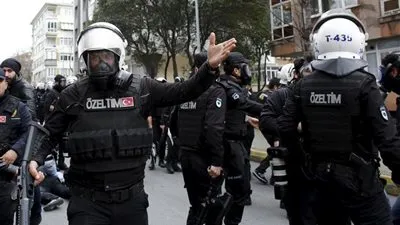 عاجل.. قتلى وجرحى بعملية احتجاز رهائن في أرمينيا