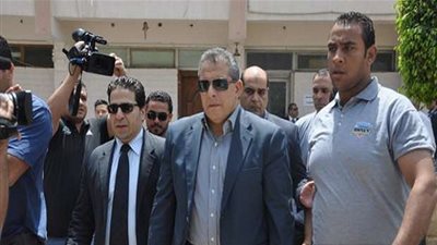 أبو زيد والعامرى فاروق وزكريا ناصف فى جنازة طارق سليم