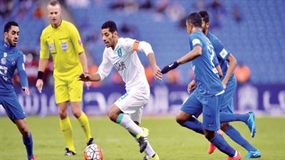 الهلال يتمسك بالتحكيم الأجنبي أمام الأهلي في السوبر السعودي