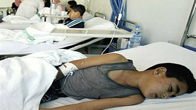 إصابة 7 أفراد من أسرة واحدة بتسمم بعد تناولهم وجبة منزلية فاسدة بأسيوط 