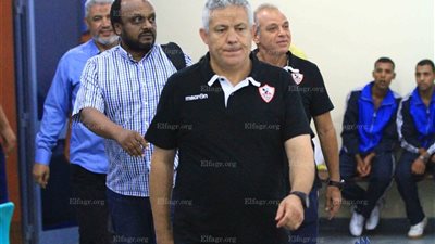 محمد حلمي: أتحمل مسئولية هزيمة الزمالك أمام صن داونز
