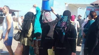 زحام شديد للدخول لشاطئ المعمورة بالإسكندرية (صور)