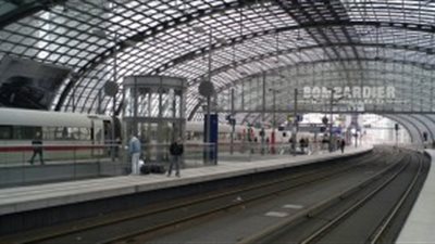 رجل يطعن عددا من المسافرين في قطار بورزبيرغ بألمانيا 