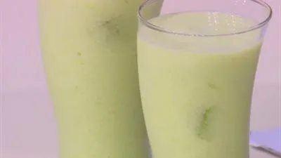 طريقة عمل سموزي كنتالوب (فيديو)