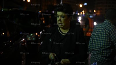 رجاء الجداوي في عزاء طارق سليم.. (فيديو)