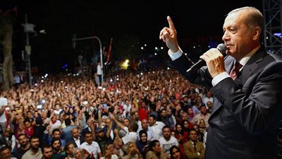 واشنطن بوست: صحفي تركي يتهم أمريكا بمحاولة اغتيال أردوغان