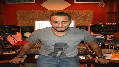 هاني محروس يضع بصمته على 5 أغنيات من البوم 