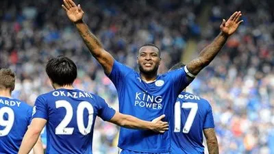 ليستر سيتي يمدد عقد 