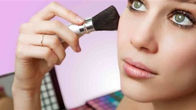 حيل ذكية لإصلاح أخطاء المكياج