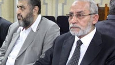 بدء اولى جلسات اعادة محاكمة بديع والشاطر والعريان والكتاتني واخرين في أحداث مكتب الارشاد 