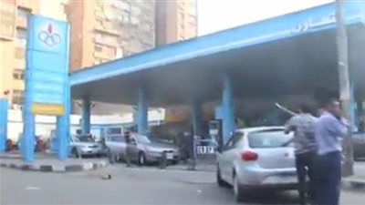 سائقون عن زيادة أسعار البنزين: 