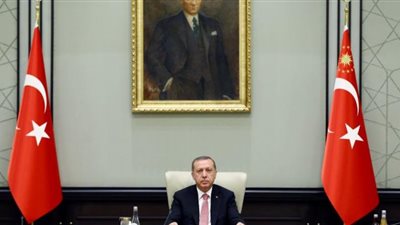 أردوغان: هناك عقل مدبر للانقلاب أكبر من 