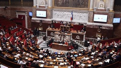 الجمعية الوطنية الفرنسية تصوت لصالح تمديد حالة الطوارئ
