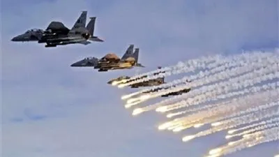  مقاتلات روسية تقصف مواقع لداعش شرق تدمر