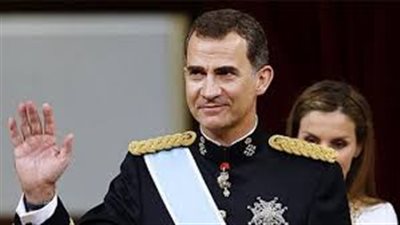 ملك إسبانيا يجري مشاورات مع رؤساء الأحزاب لتشكيل حكومة جديدة في البلاد