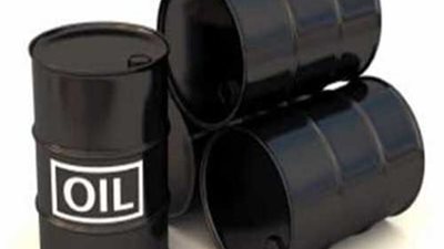 تراجع أسعار النفط الخام بفعل البيانات الأمريكية 