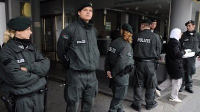 الشرطة الألمانية تطالب المواطنين في ميونيخ بتجنب الأماكن العامة