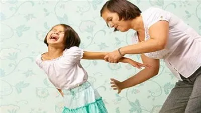  تحذير..  8 أخطاء تربوية خاطئة في تربية الاطفال تسبب مشكلات نفسية لهم  