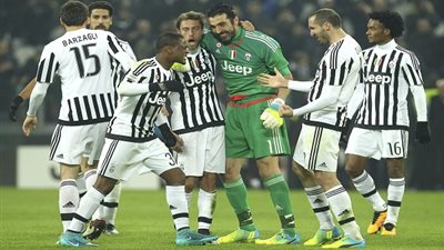 بالفيديو.. هدف عالمي من وسط الملعب ليوفنتوس في ملبورن