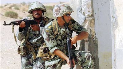 عاجل.. اشتباكات عنيفة بين الجيش ومسلحين تحصنوا بمدرسة في رفح