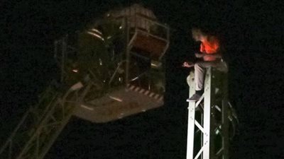  لاجئ عراقي يتسبب في حالة من الذعر وتعطيل حركة القطارات بالمانيا 