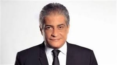 أسامة كمال يسخر من 