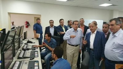  وزير البترول يتفقد أحدث مشروعات البتروكيماويات بالاسكندرية