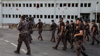  تركيا تعلن عن خطط لشغل آلاف المناصب الشاغرة عقب عملية التطهير