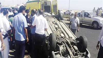 مصرع شخصين وإصابة 16 في حادث مروع بطريق 